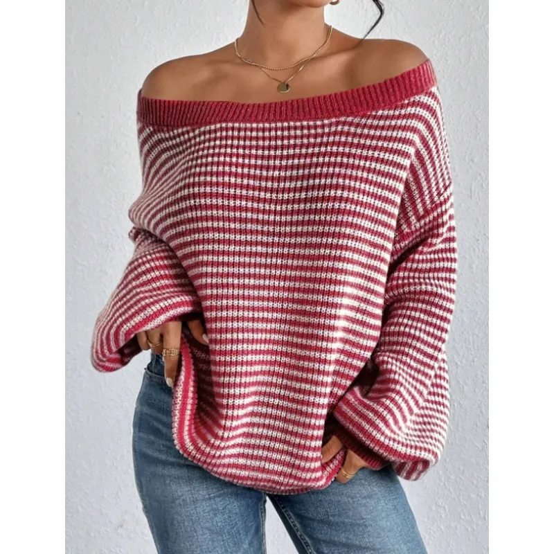 Elvira Damegenser | Blå-Hvit Stripet Off-Shoulder Strikkegenser