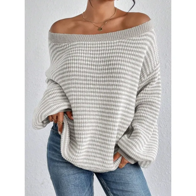 Elvira Damegenser | Blå-Hvit Stripet Off-Shoulder Strikkegenser